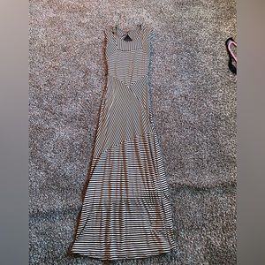 Medium Bebe Maxi dress